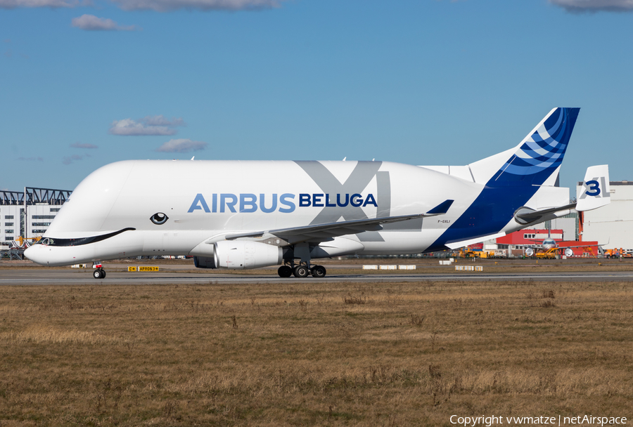 Airbus Transport International Airbus A330-743L Beluga XL (F-GXLI) | Photo 435377
