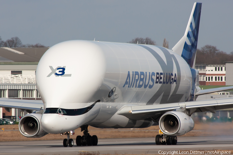 Airbus Transport International Airbus A330-743L Beluga XL (F-GXLI) | Photo 437554