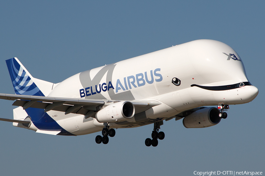 Airbus Transport International Airbus A330-743L Beluga XL (F-GXLI) | Photo 439795