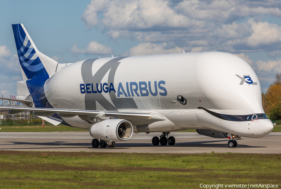 Airbus Transport International Airbus A330-743L Beluga XL (F-GXLI) | Photo 446347