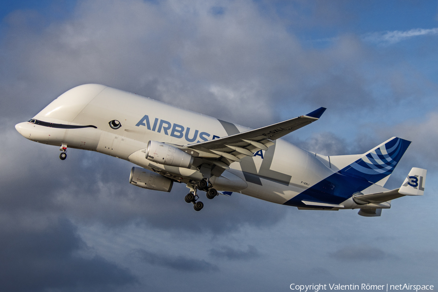 Airbus Transport International Airbus A330-743L Beluga XL (F-GXLI) | Photo 491620