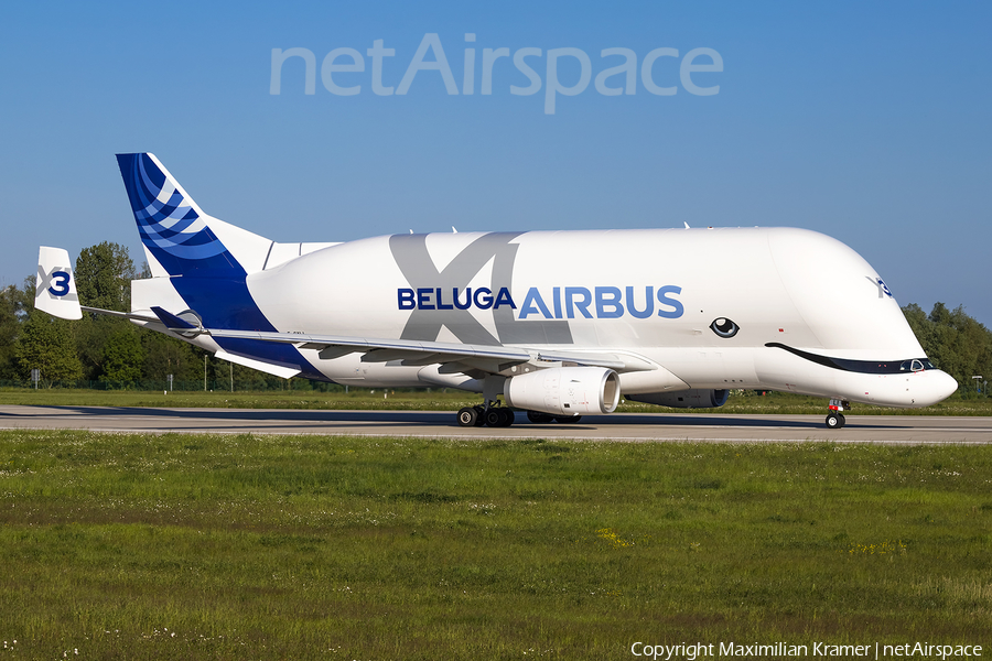 Airbus Transport International Airbus A330-743L Beluga XL (F-GXLI) | Photo 521006