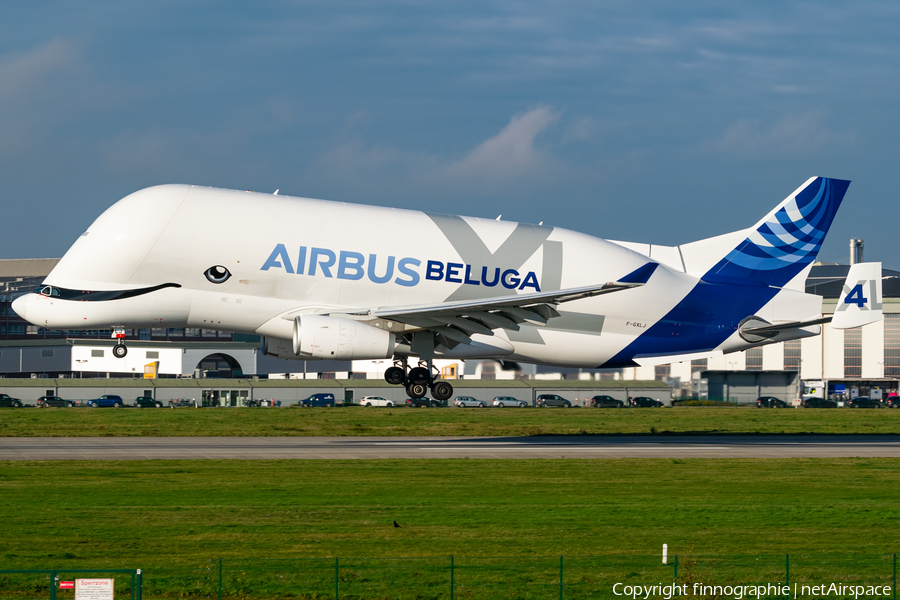 Airbus Transport International Airbus A330-743L Beluga XL (F-GXLI) | Photo 537547
