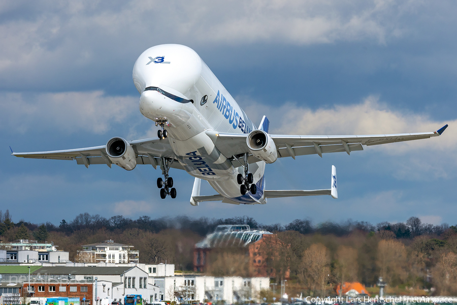 Airbus Transport International Airbus A330-743L Beluga XL (F-GXLI) | Photo 556978