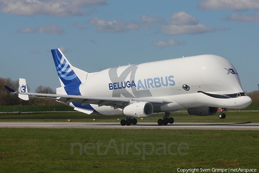 Airbus Transport International Airbus A330-743L Beluga XL (F-GXLI) | Photo 561358