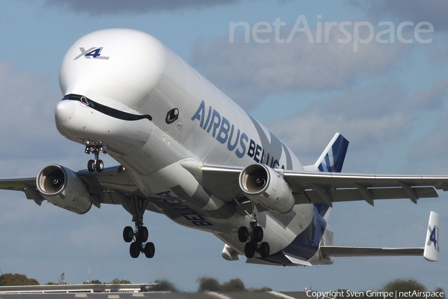 Airbus Transport International Airbus A330-743L Beluga XL (F-GXLJ) | Photo 529972