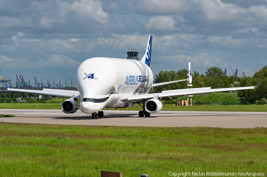 Airbus Transport International Airbus A330-743L Beluga XL (F-GXLJ) | Photo 569834