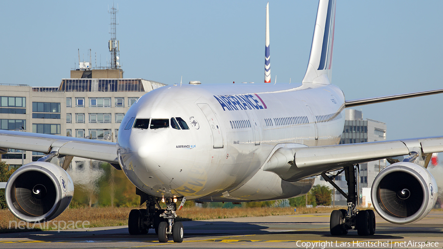 Air France Airbus A330-203 (F-GZCB) | Photo 127417