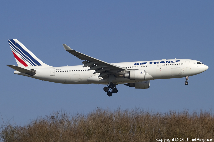 Air France Airbus A330-203 (F-GZCF) | Photo 433481