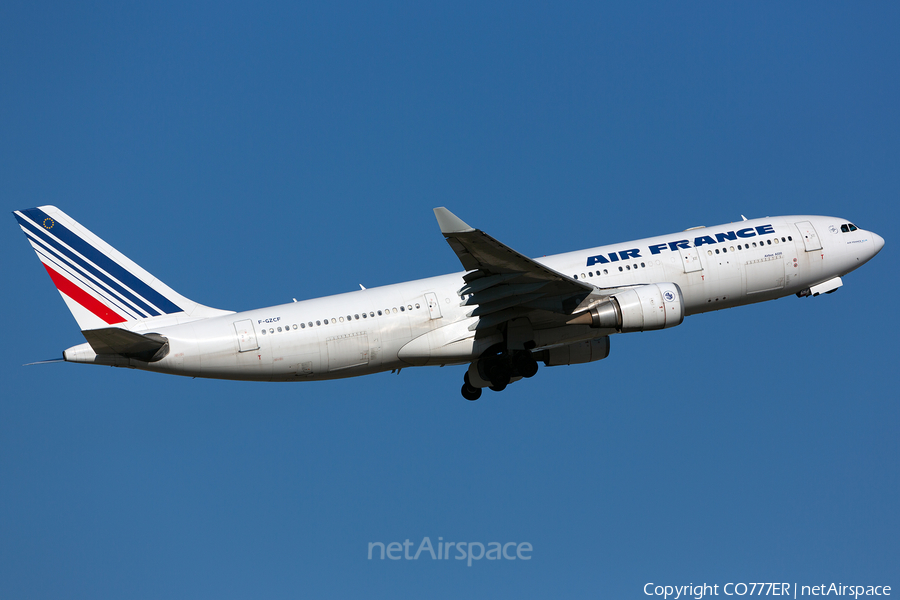 Air France Airbus A330-203 (F-GZCF) | Photo 263864