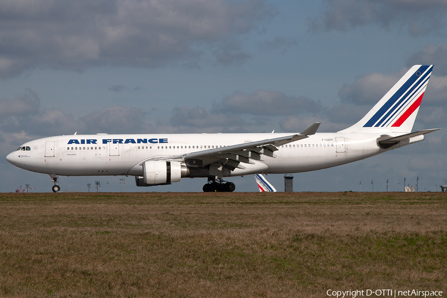 Air France Airbus A330-203 (F-GZCH) | Photo 250267