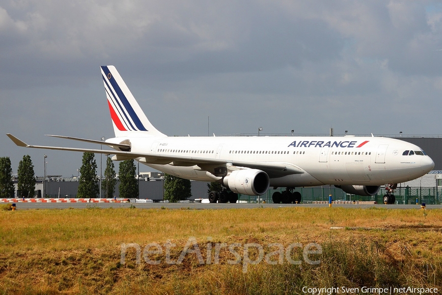 Air France Airbus A330-203 (F-GZCJ) | Photo 17939