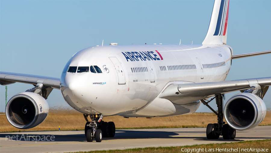 Air France Airbus A330-203 (F-GZCM) | Photo 428483