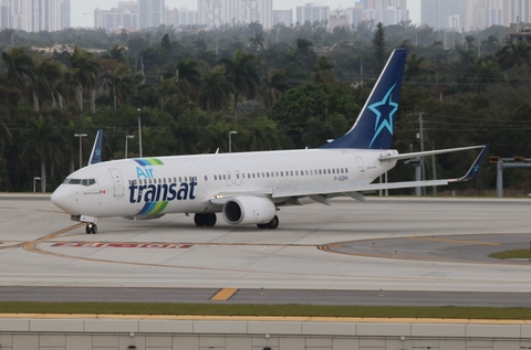 Air Transat (Transavia France) Boeing 737-86J (F-GZHI) at  Ft. Lauderdale - International, United States