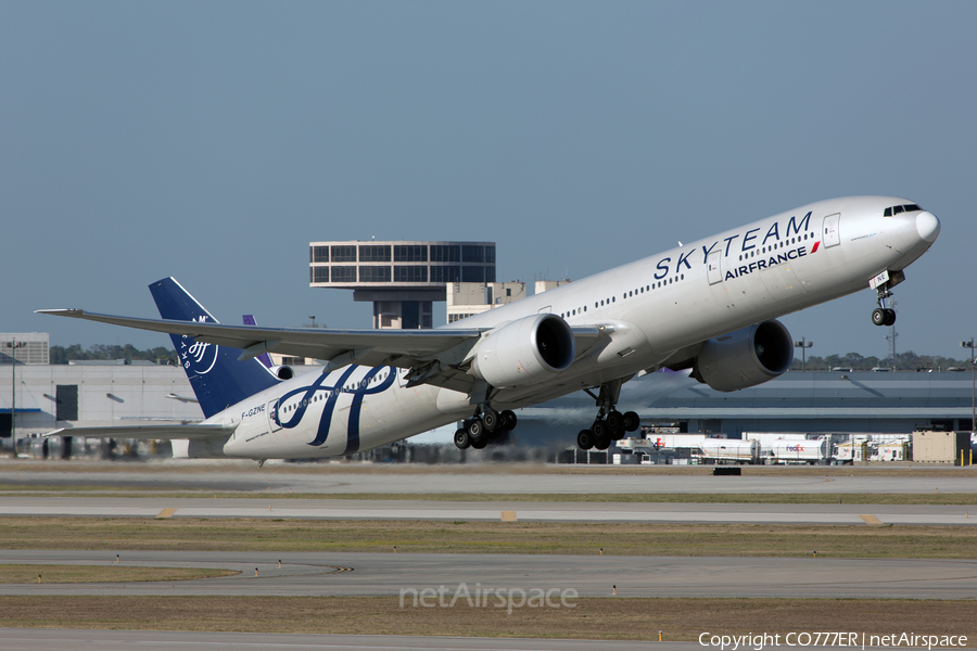 Air France Boeing 777-328(ER) (F-GZNE) | Photo 22617