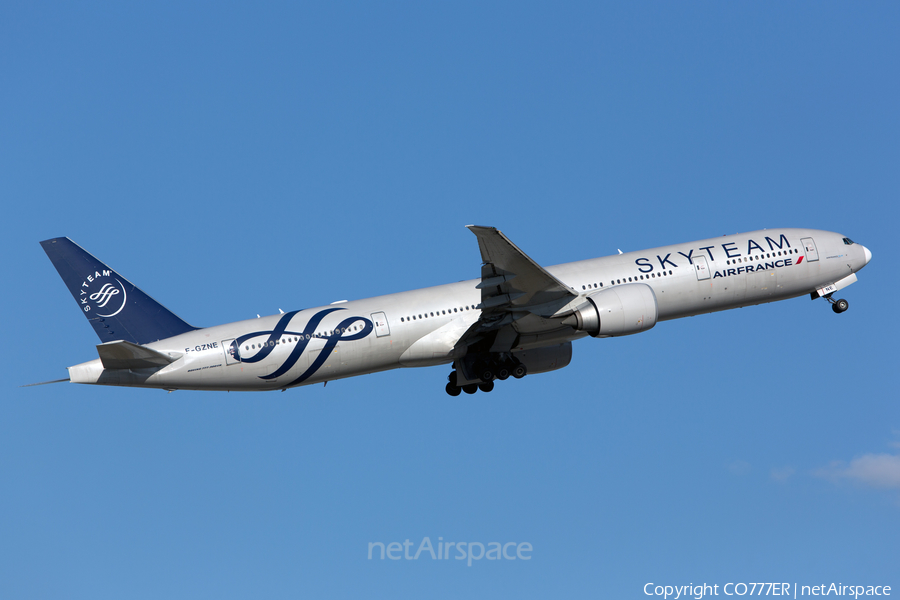 Air France Boeing 777-328(ER) (F-GZNE) | Photo 22618