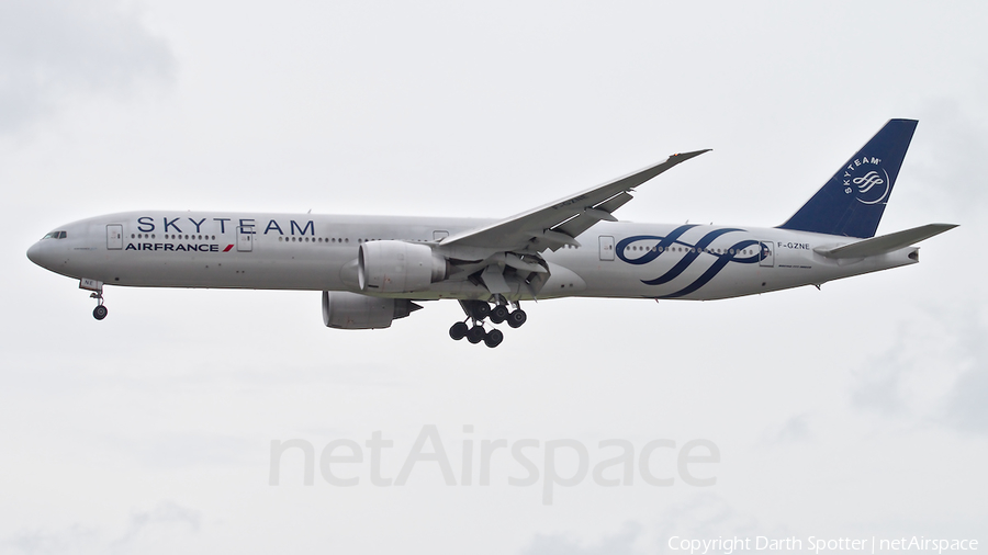 Air France Boeing 777-328(ER) (F-GZNE) | Photo 310155