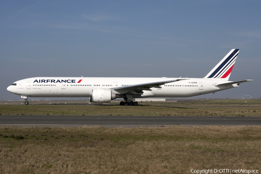 Air France Boeing 777-328(ER) (F-GZNF) | Photo 433811