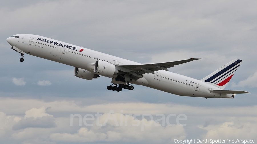 Air France Boeing 777-328(ER) (F-GZNI) | Photo 221146