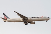 Air France Boeing 777-328(ER) (F-GZNI) at  Sao Paulo - Guarulhos - Andre Franco Montoro (Cumbica), Brazil
