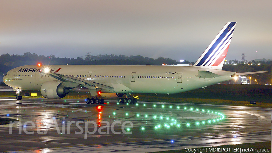 Air France Boeing 777-328(ER) (F-GZNJ) | Photo 156848