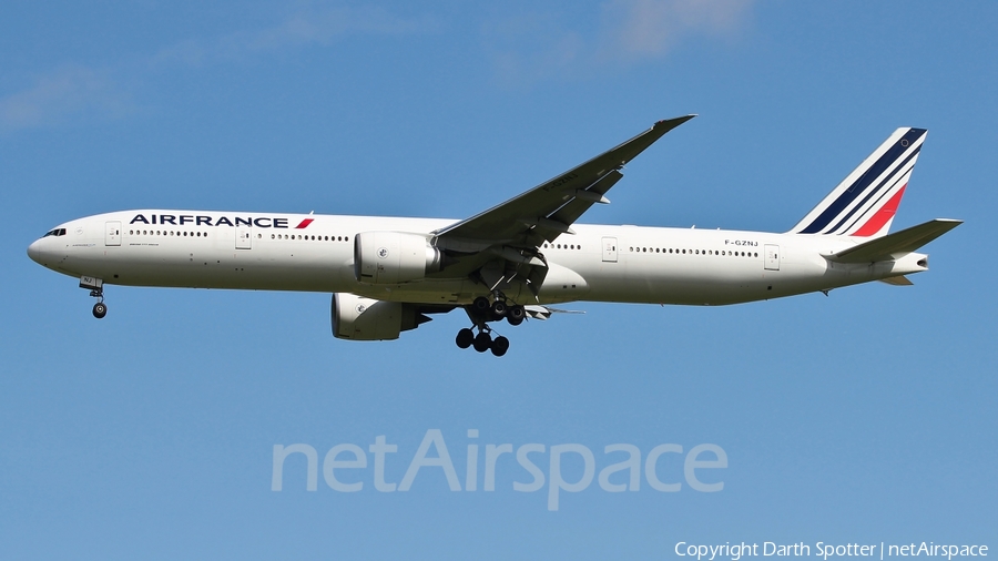 Air France Boeing 777-328(ER) (F-GZNJ) | Photo 221149