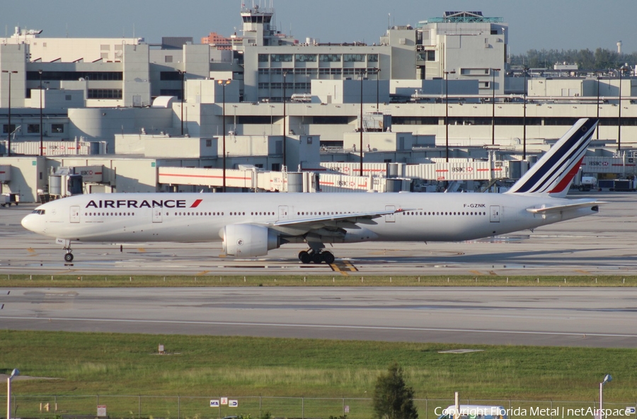 Air France Boeing 777-328(ER) (F-GZNK) | Photo 297966