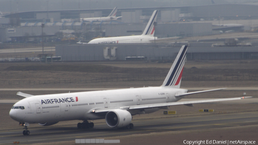 Air France Boeing 777-328(ER) (F-GZNN) | Photo 145251