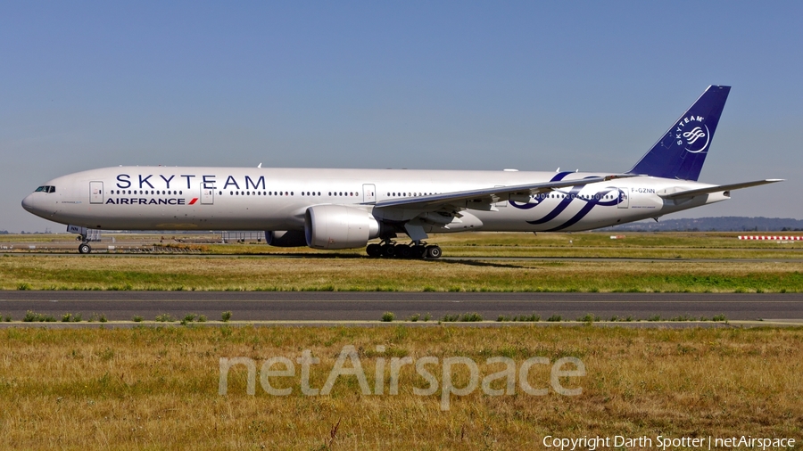 Air France Boeing 777-328(ER) (F-GZNN) | Photo 237239