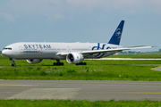 Air France Boeing 777-328(ER) (F-GZNN) at  Paris - Charles de Gaulle (Roissy), France