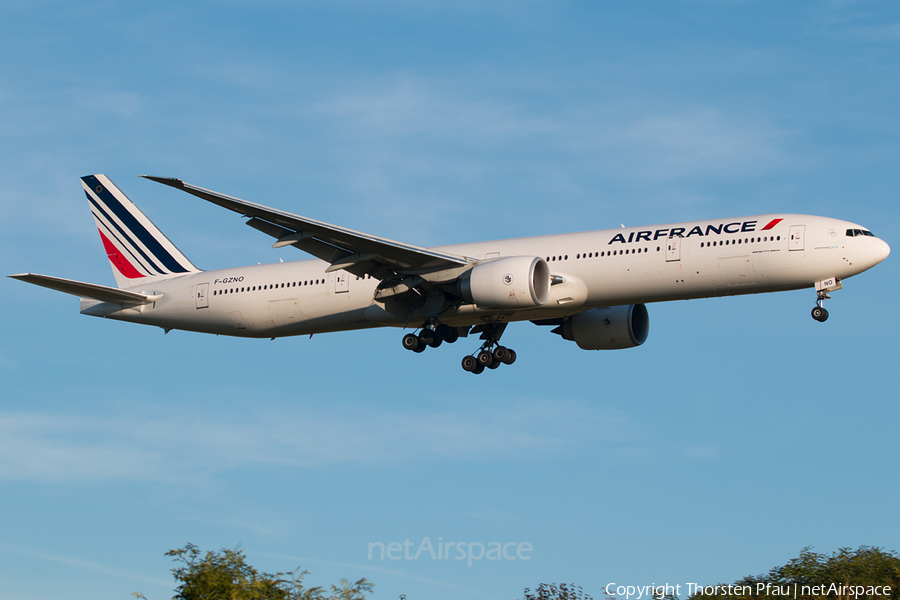 Air France Boeing 777-328(ER) (F-GZNO) | Photo 62738