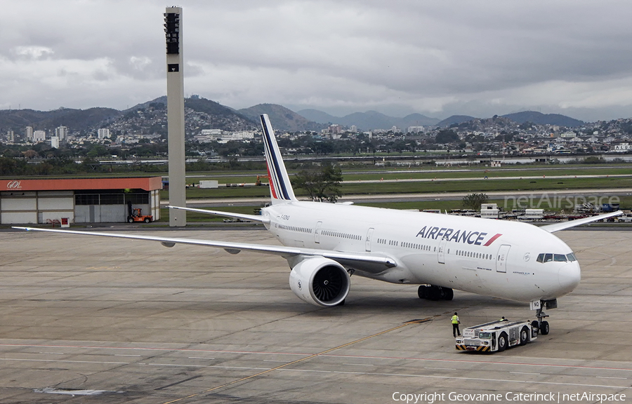 Air France Boeing 777-328(ER) (F-GZNQ) | Photo 336437