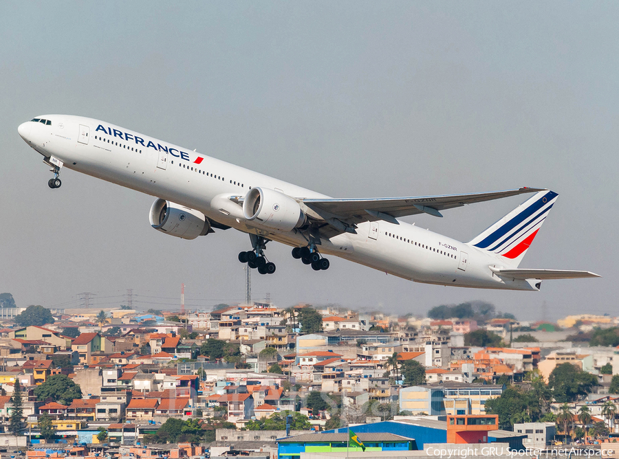 Air France Boeing 777-328(ER) (F-GZNR) | Photo 331553