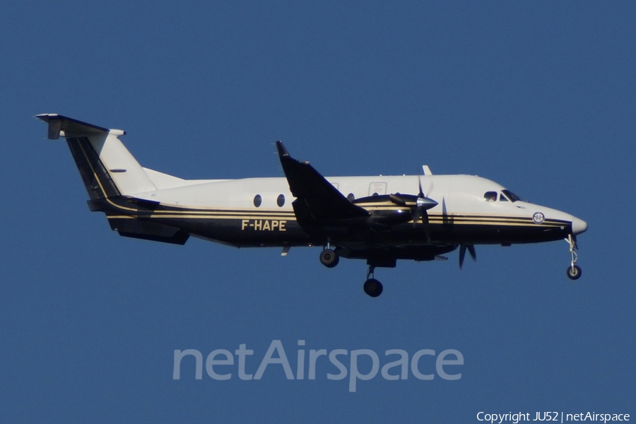 Twin Jet Beech 1900D (F-HAPE) | Photo 325466