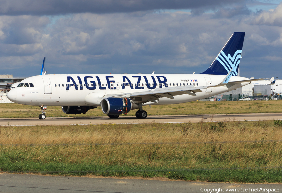 Aigle Azur Airbus A320-214 (F-HBIX) | Photo 428772
