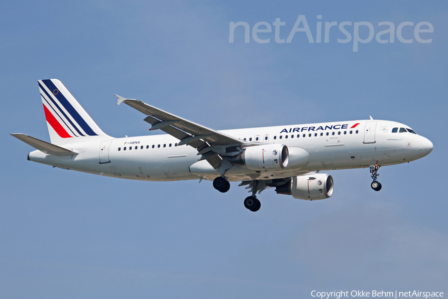 Air France Airbus A320-214 (F-HBNA) | Photo 70885