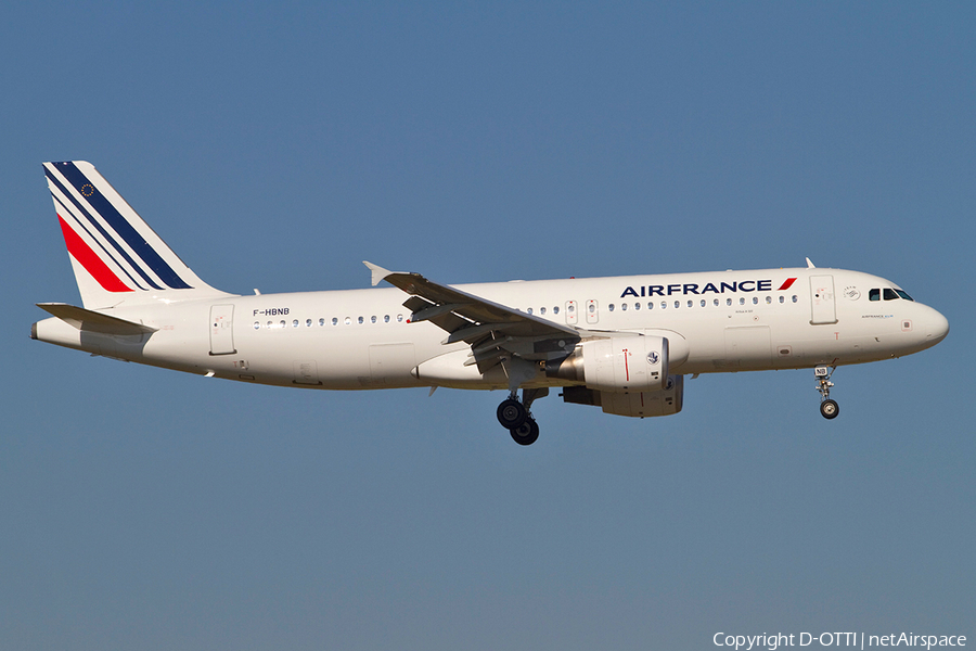 Air France Airbus A320-214 (F-HBNB) | Photo 371538