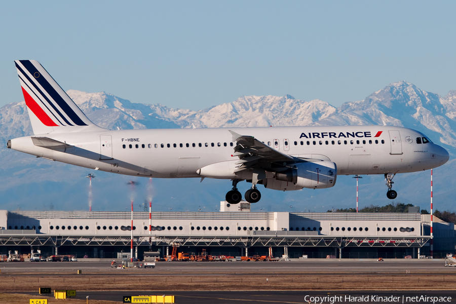 Air France Airbus A320-214 (F-HBNE) | Photo 337851