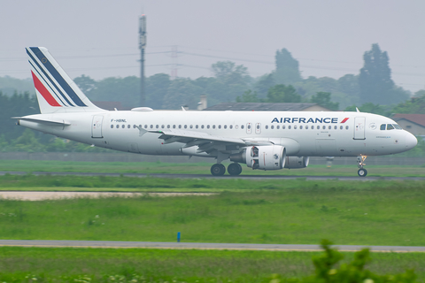 Air France Airbus A320-214 (F-HBNL) at  Paris - Orly, France