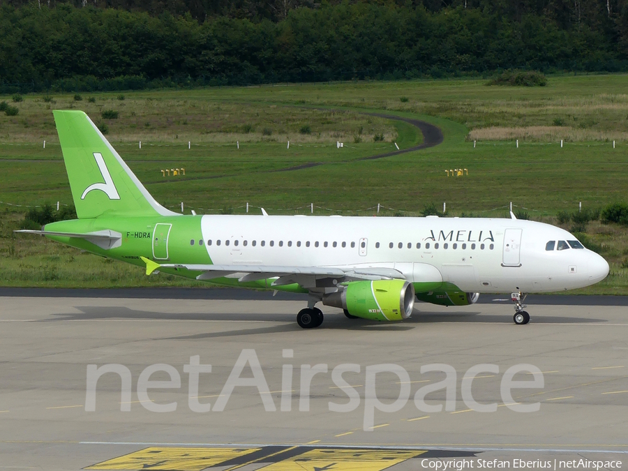 Amelia International Airbus A319-111 (F-HDRA) | Photo 586865
