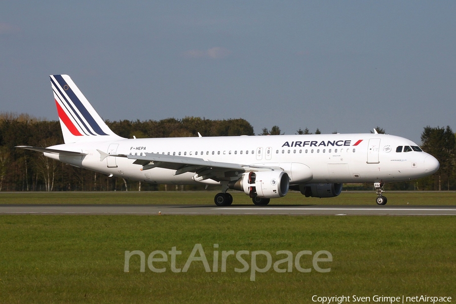 Air France Airbus A320-214 (F-HEPA) | Photo 107542