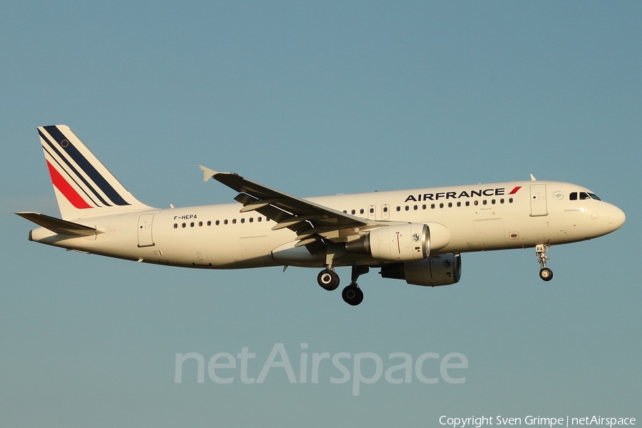 Air France Airbus A320-214 (F-HEPA) | Photo 19480