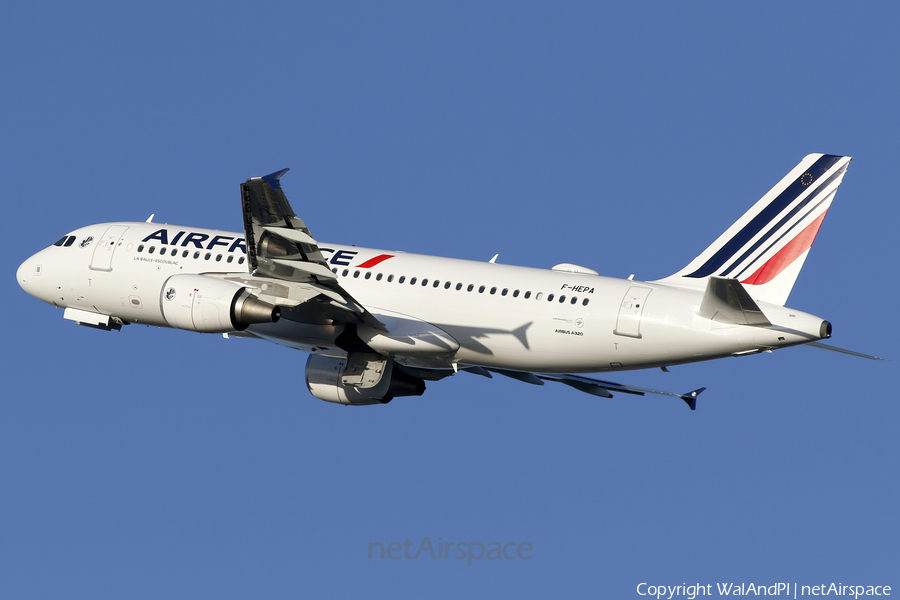 Air France Airbus A320-214 (F-HEPA) | Photo 542575