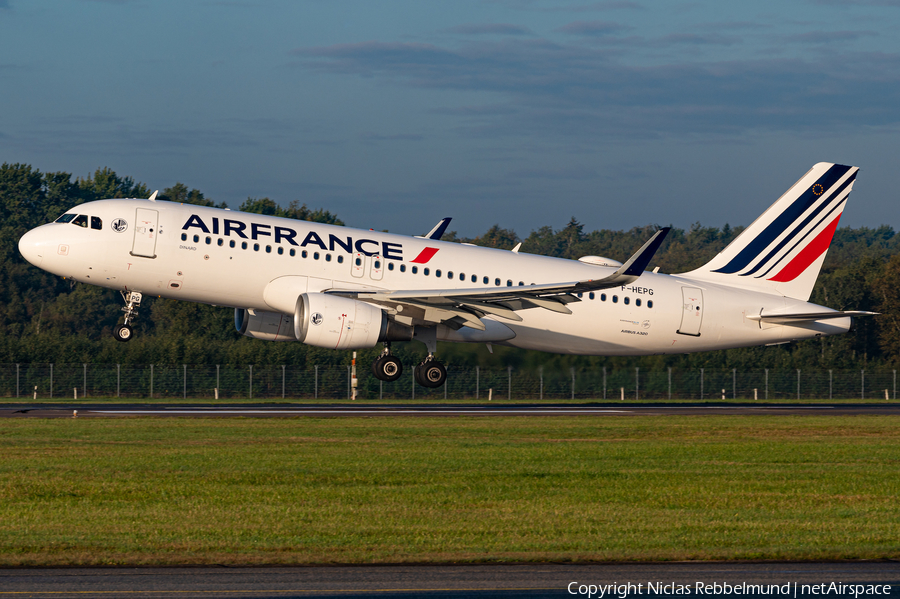 Air France Airbus A320-214 (F-HEPG) | Photo 528744