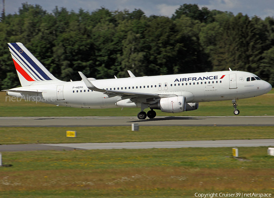 Air France Airbus A320-214 (F-HEPH) | Photo 403142