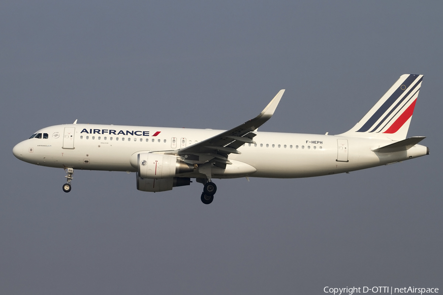 Air France Airbus A320-214 (F-HEPH) | Photo 435272