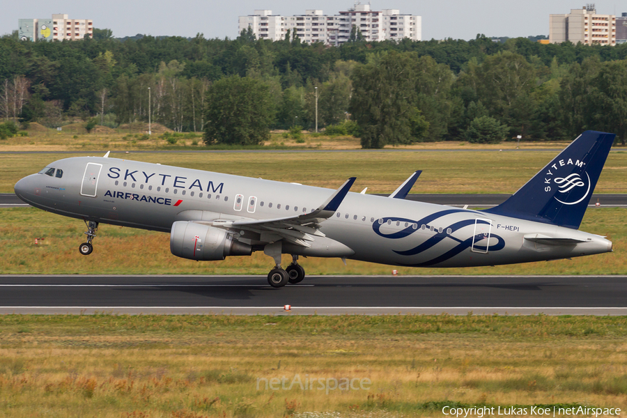 Air France Airbus A320-214 (F-HEPI) | Photo 341714