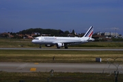 Air France Airbus A320-214 (F-HEPJ) at  Porto, Portugal