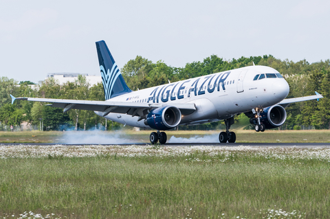 Aigle Azur Airbus A320-214 (F-HFUL) at  Hamburg - Fuhlsbuettel (Helmut Schmidt), Germany