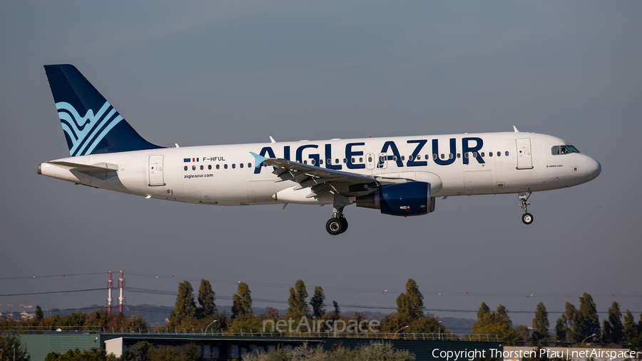 Aigle Azur Airbus A320-214 (F-HFUL) | Photo 438841